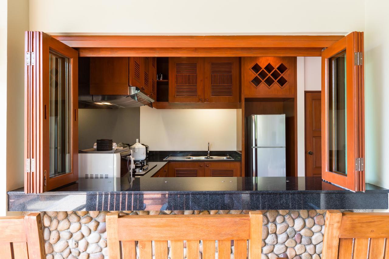 Nai Harn Baan-Bua Villas Exterior photo